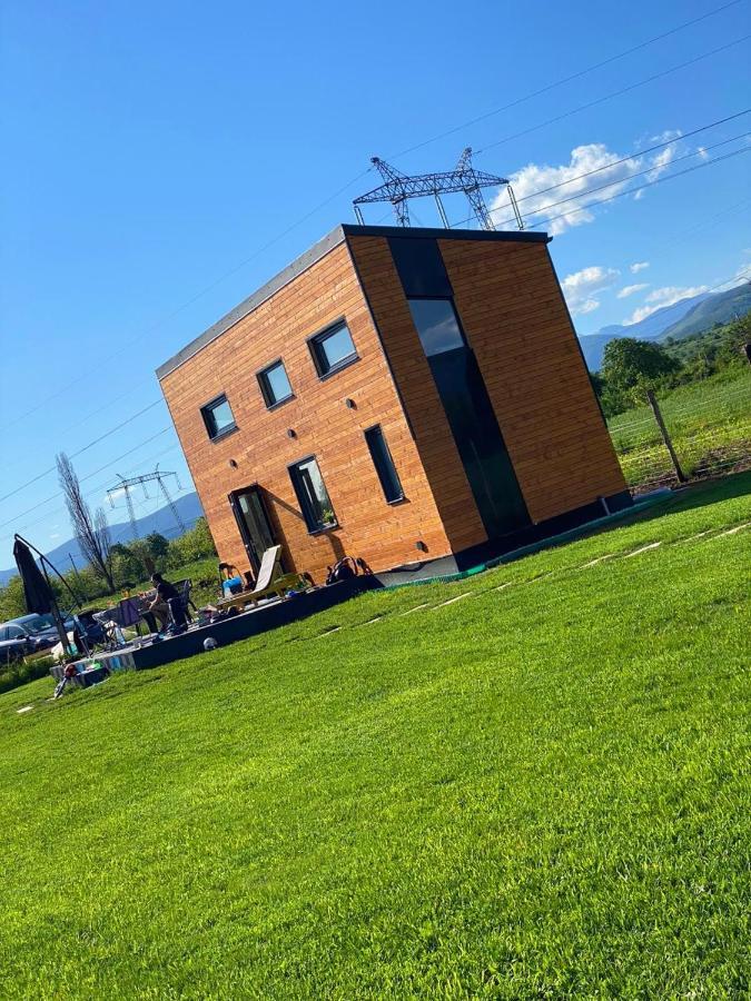 Tiny House - Baia De Fier Hotel Luaran gambar