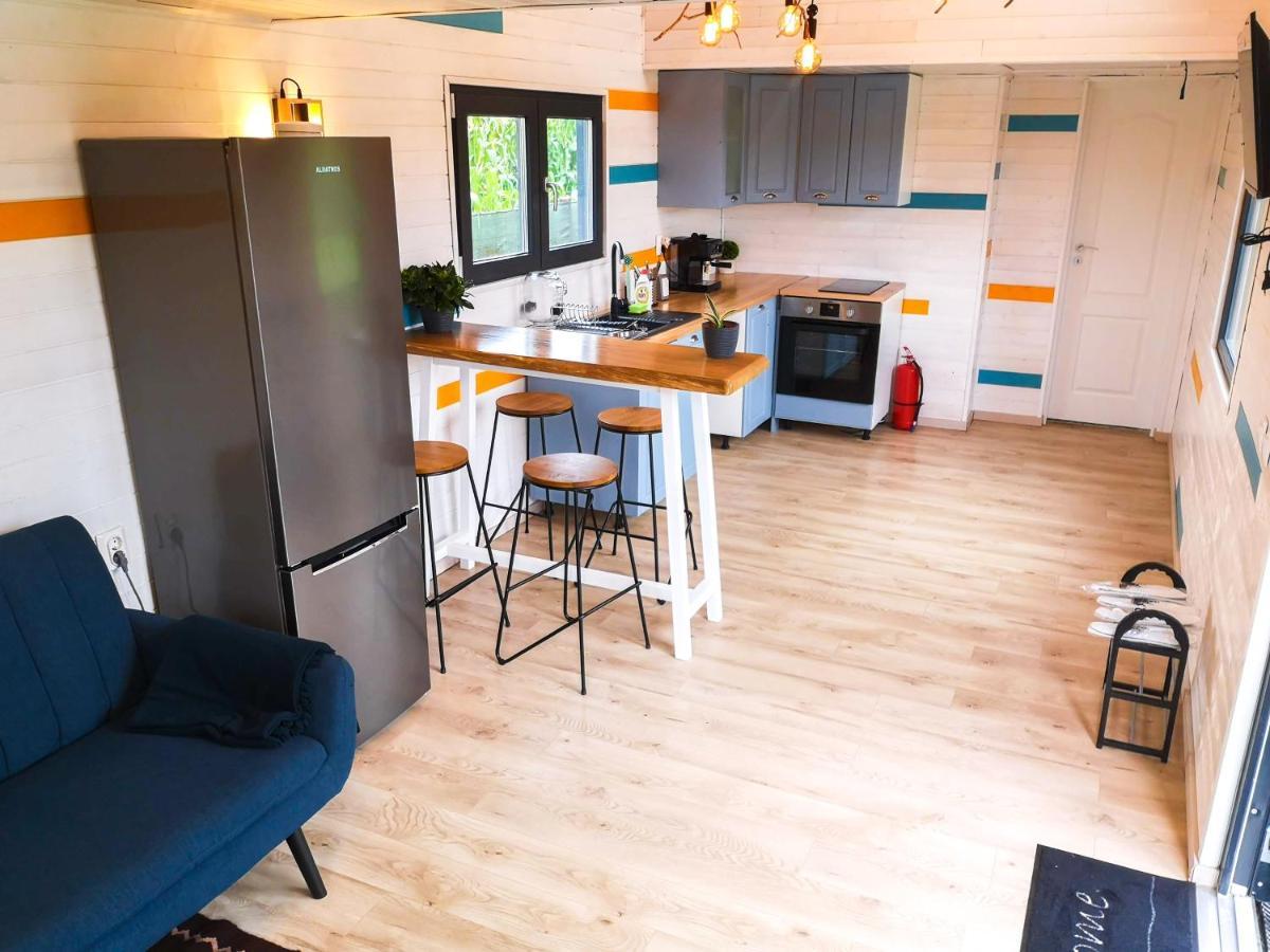 Tiny House - Baia De Fier Hotel Luaran gambar